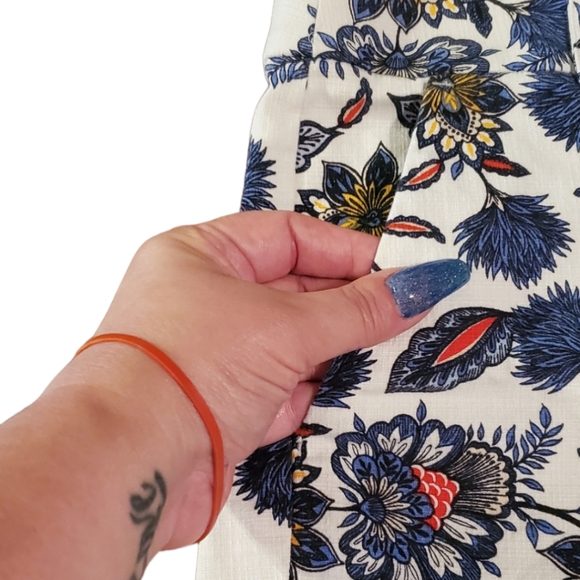 Loft Riviera Floral Print Shorts - Picture 6 of 15